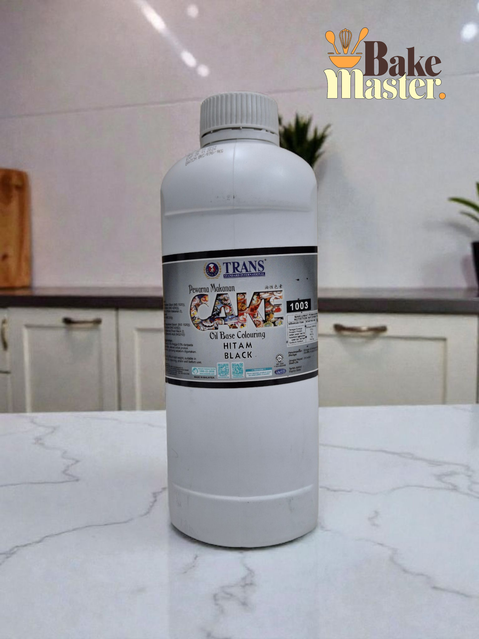 ট্রান্স কালো কালার। Trans black color