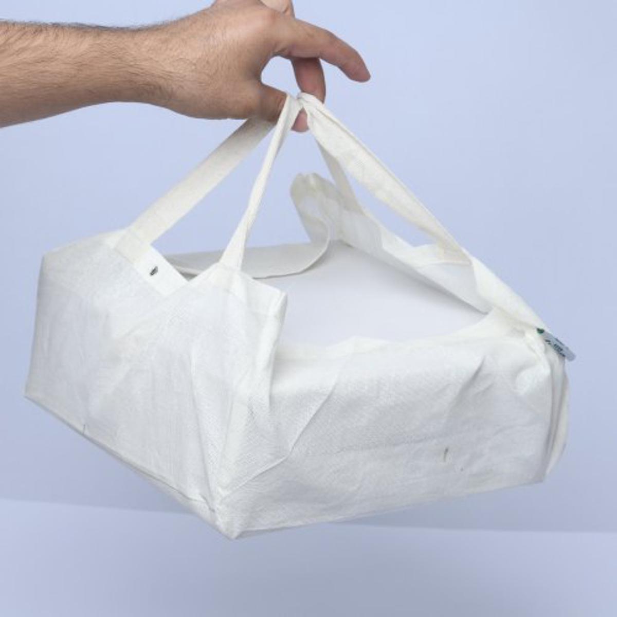 কেক ব্যাগ। cake carry bag